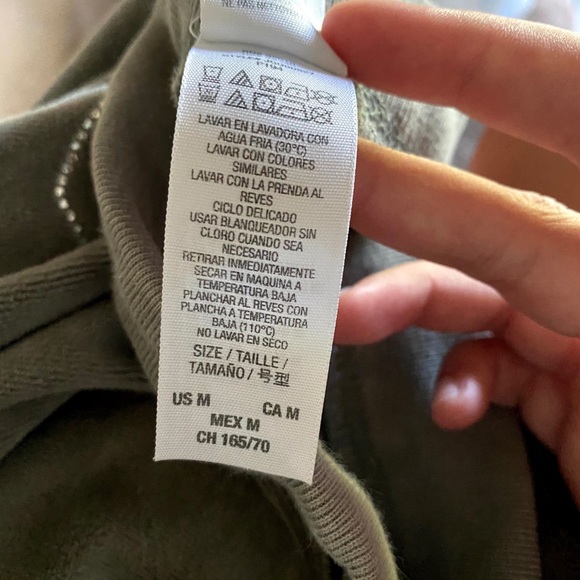 Juicy Couture Velour Hoodie - Picture 4 of 4